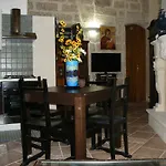 ゲストハウス Il Castello Te Lu Sanna 4*