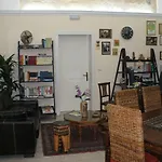 Affittacamere Il Castello Te Lu Sannà Merine
