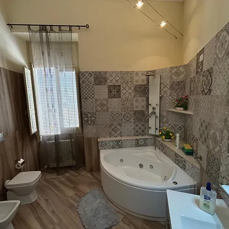 Il Castello Te Lu Sanna Pensión 4*