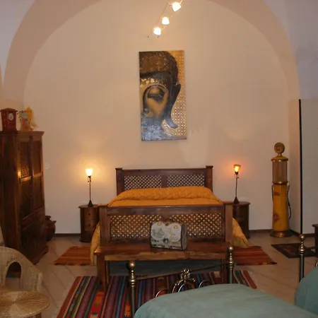 Il Castello Te Lu Sanna Гостевой дом Merine