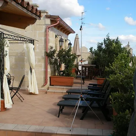 Pensión Il Castello Te Lu Sanna Merine