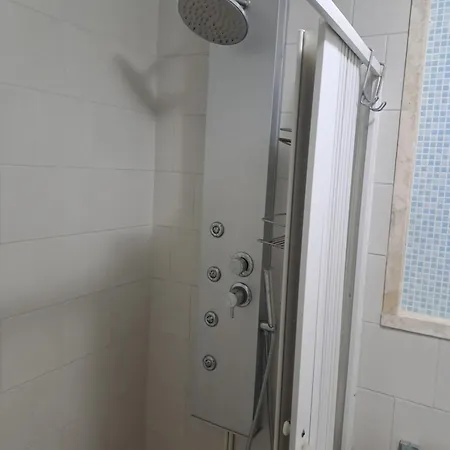 Gasthuis Il Castello Te Lu Sanna Merine