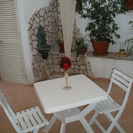 Il Castello Te Lu Sanna 4* Merine