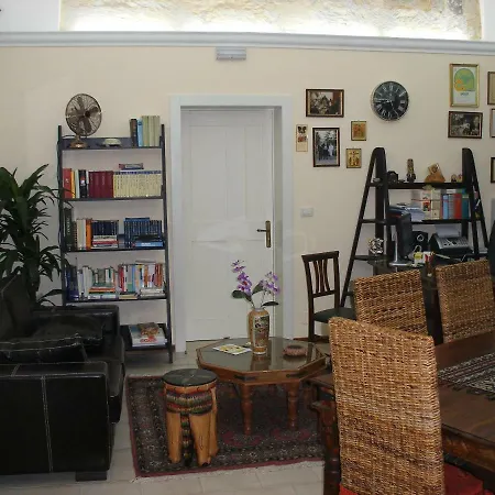 Pensión Il Castello Te Lu Sanna Merine