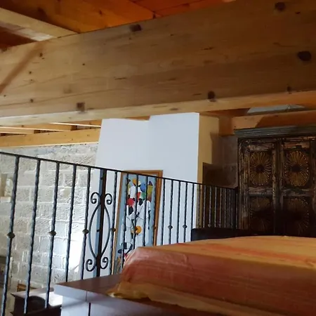 Il Castello Te Lu Sanna Guest house Merine